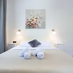 Orsan Apartment