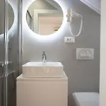 Orsan Apartment